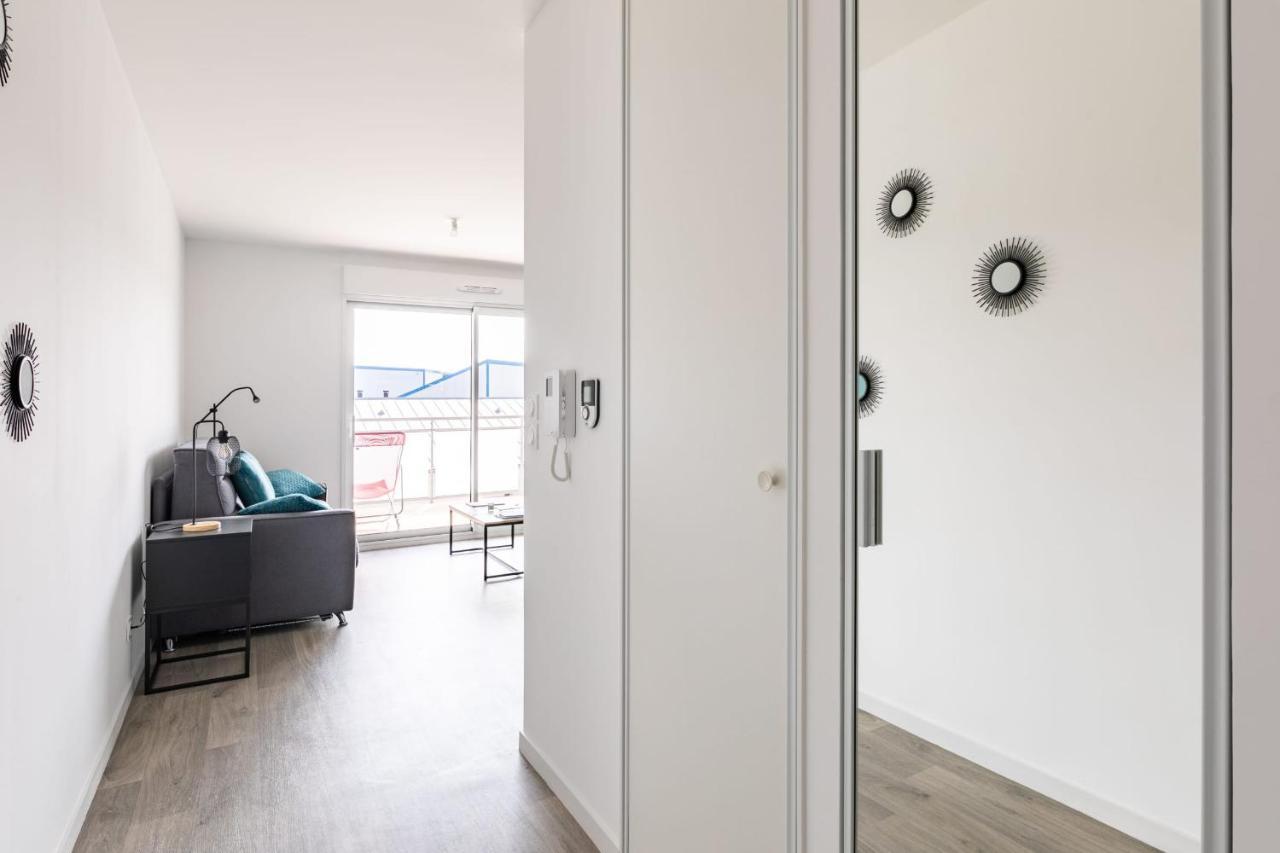 L'Ecume - Studio Moderne Avec Grand Balcon Et Place De Parking Διαμέρισμα Ντινάρ Εξωτερικό φωτογραφία